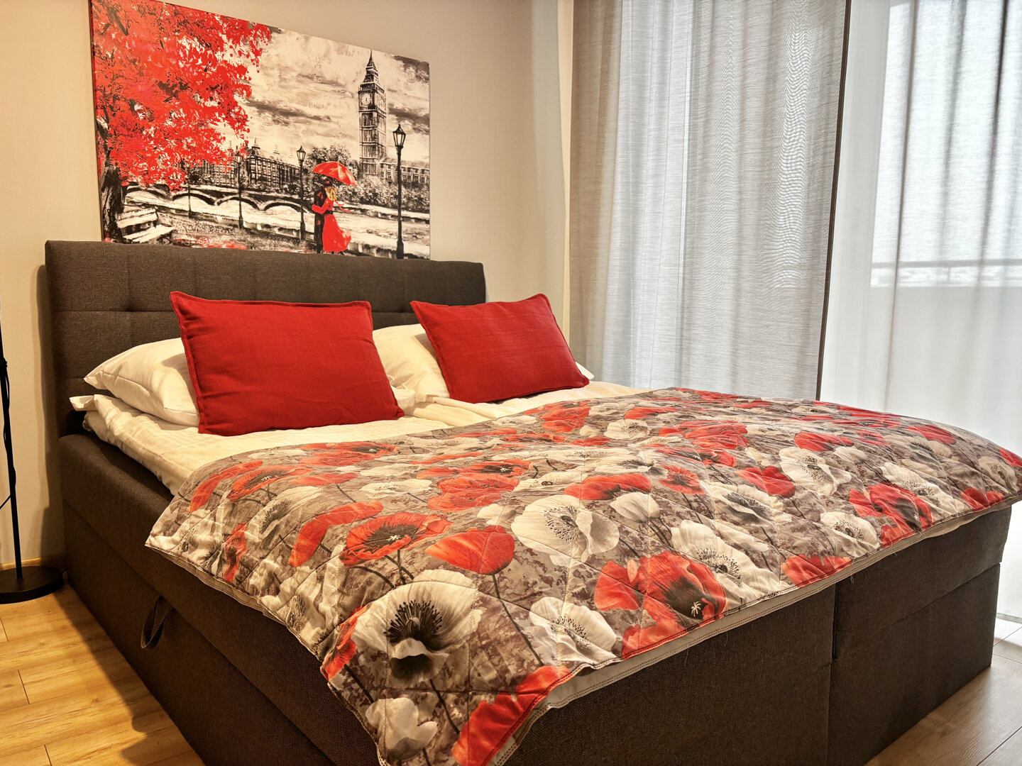 EASY RENT Apartments- Paganiniego 21